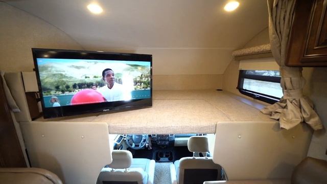 2018 Thor Four Winds 35SB BUNKHOUSE Ford 6.7L 330HP Diesel Super C from Porter’s RV Sales - $159,90 смотреть онлайн