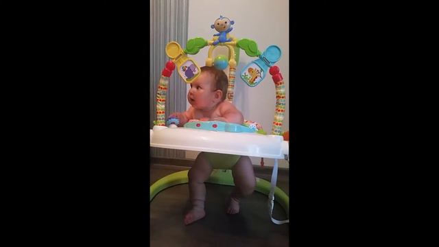 Даша стрекоза, озорная малышка, очень смешно ))) смотреть онлайн