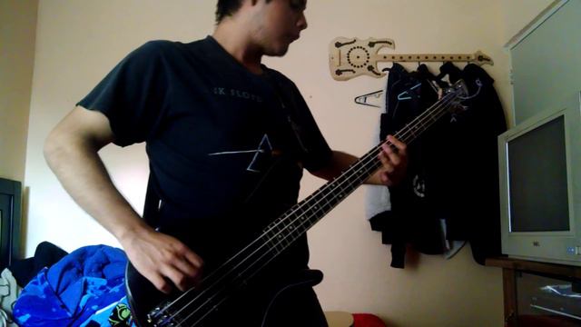 Three Days Grace - Fallen Angel Bass cover смотреть онлайн