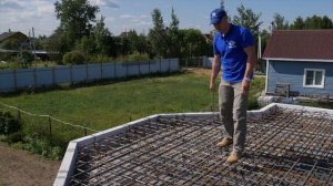 МЕЖЭТАЖНОЕ МОНОЛИТНОЕ ПЕРЕКРЫТИЕ в доме из газобетона Армирование плиты перекрытия и заливка бетоно