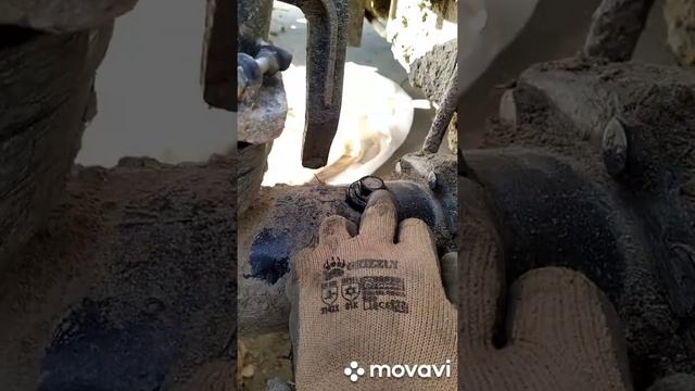 Скрытая от глаз маслёнка! Замена неработающего сапуна переднего моста! смотреть онлайн
