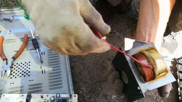 РАЗБОРКА МИКРОВОЛНОВКИ CAMERON CMG-2523S.