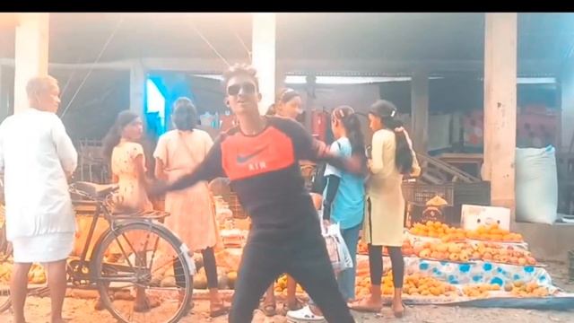 Funny Dance in Public ? Awesome Reaction of Girls ?MD Boys Group #samuktala #viralvideo смотреть онлайн