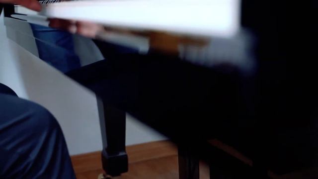 Why every producer should own a midi keyboard смотреть онлайн
