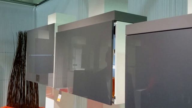 Подъёмные механизмы AVENTOS, с электрической системой SERVO DRIVE смотреть онлайн