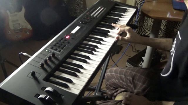 Мини-обзор на "Yamaha MX61" смотреть онлайн