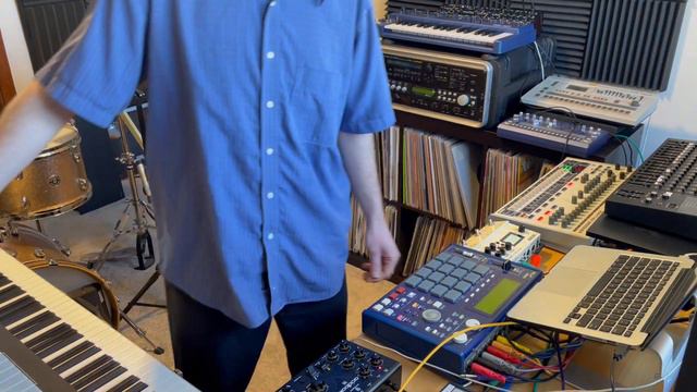 DAWLESS Deep House Jam #1 - MPC 1000, Ms101, Jx3p, Rd9 смотреть онлайн