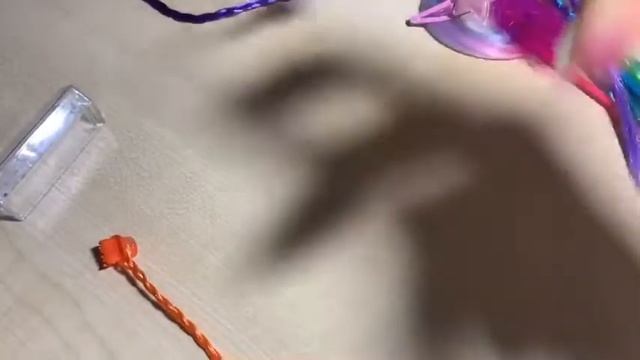 Красим волосы мелом