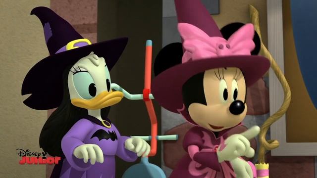 'Mickey's Tale of Two Witches EXCLUSIVE CLIP смотреть онлайн