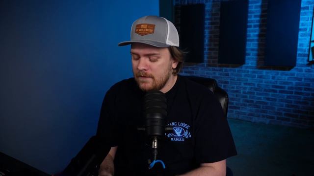 To RGB or Not to RGB - FiFine AM8 Review смотреть онлайн