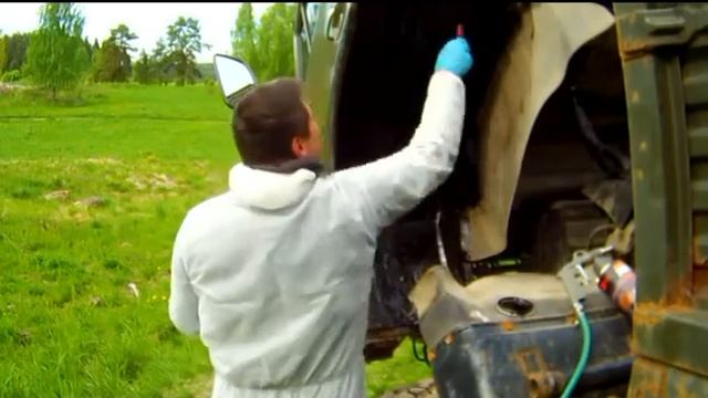 Обработка днища автомобиля даже в воде! смотреть онлайн