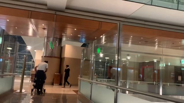 Dubai Airport And Bussiness Lounge |#4k #dubai смотреть онлайн
