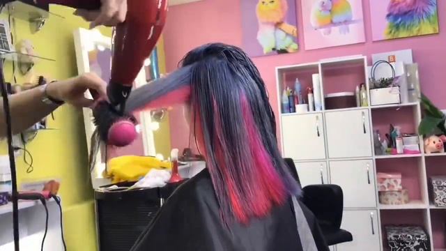 Как сделать скрытое окрашивание волос / Скрытая радуга / Яркие волосы смотреть онлайн