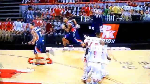 NBA 2K14 PS3 MyCareer- Mean Slam against the Bulls смотреть онлайн