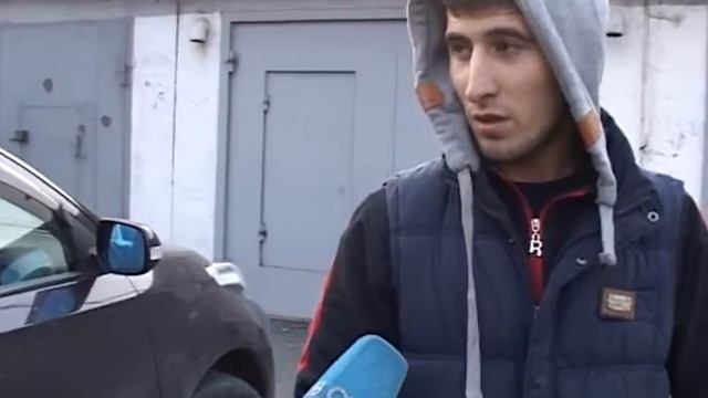 На Бородинской сотрудниками полиции остановлен автомобиль с контрафактом смотреть онлайн