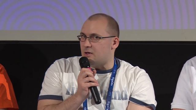 Anton Arhipov, Dalibor Topic, Claus Ibsen - Java Panel Discussion смотреть онлайн