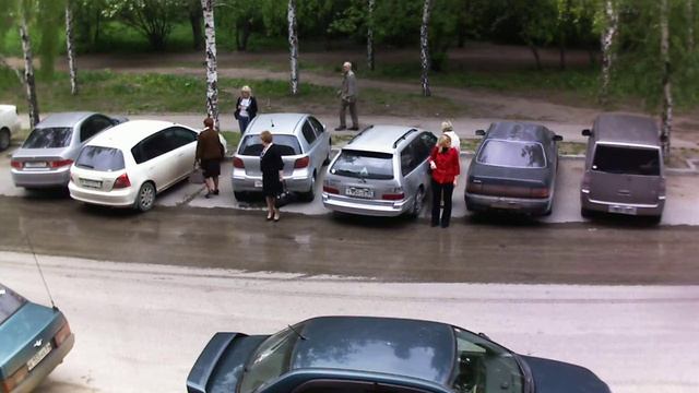 IP видеокамера 2.avi смотреть онлайн