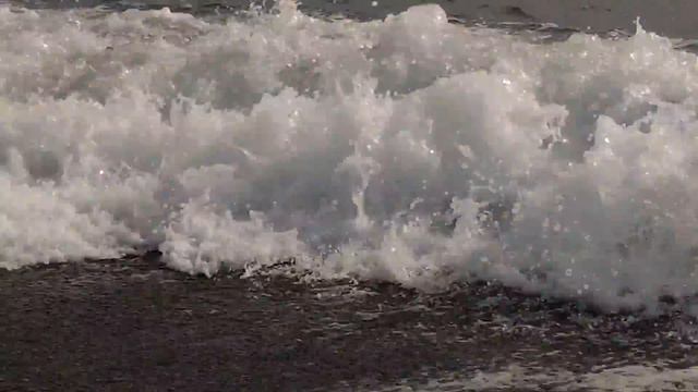 Крым, Судак, весеннее море, шипучие волны, март 2017 смотреть онлайн