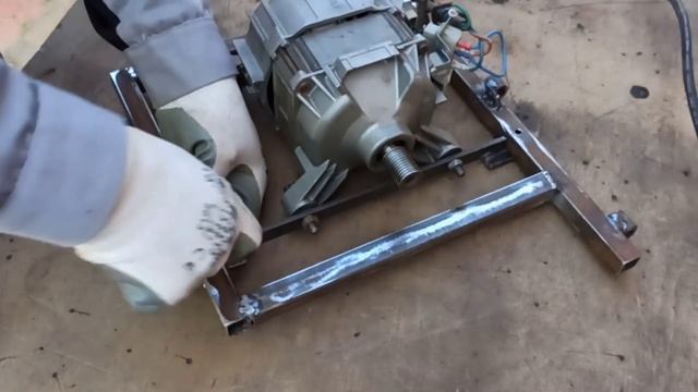 Станок с двигателем от стиралки, три в одном Ч. 1.