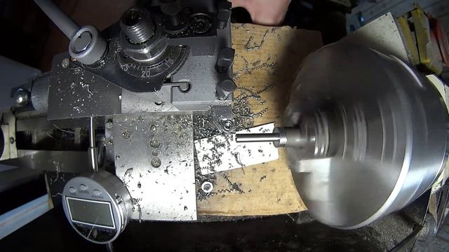 Винтик сталь 40Х со сквозным отверстием 2 мм смотреть онлайн