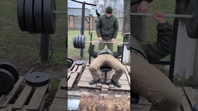 #strength ,Жим штанги лежачи 120 кг/Bench press 120 kg #motivation смотреть онлайн