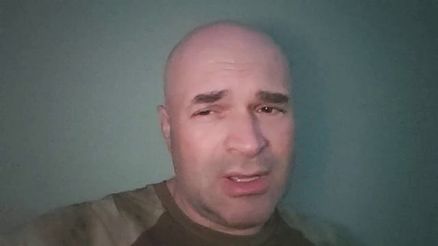 с генералами на брудершафт не пил)))