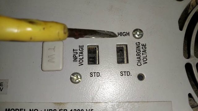 Microtek Inverter INPUT Voltage And CHARGING Voltage Setting || Charging Problem Solve || Flasher U