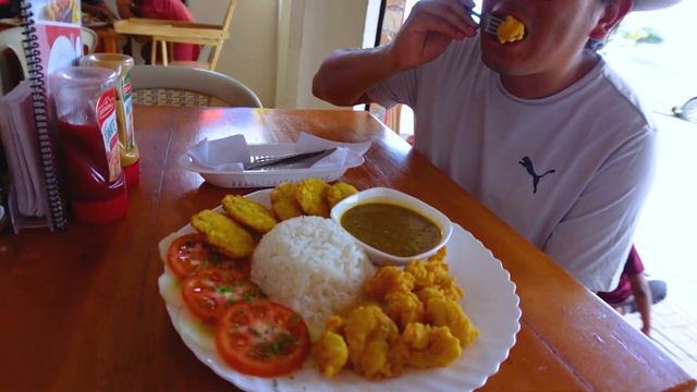Visiting the SHRIMP CAPITAL OF ECUADOR 🦐🦐🦐 Pedernales + Cojimies смотреть онлайн