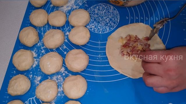 Эчпочмак по-татарски.Ленивые эчпочмак, без замешивания теста, получаются такими же вкусными. смотреть онлайн