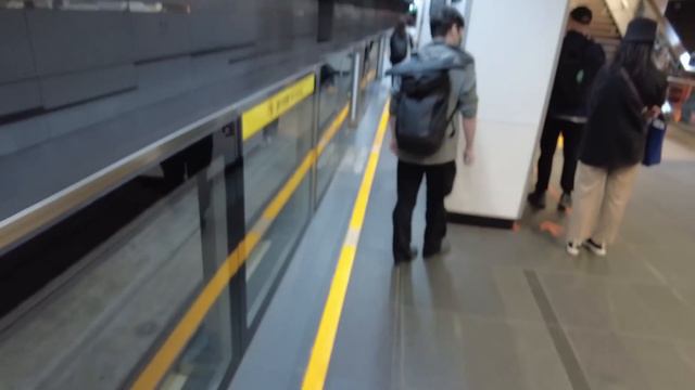 Taiwan Vlog Ep10. First Time Riding The BULLET TRAIN In TAIWAN - Taipei To Kaohsiung Travel Guide