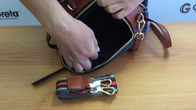 Купить женскую сумку - Сумка кросс-боди из натуральной кожи 9009KNM3