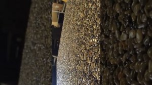 Фасад, цоколь забор из морской гальки. Каменный Ковер