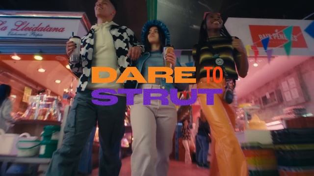 Dare to Strut with JBL Clip 4 смотреть онлайн