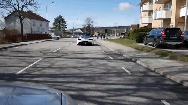 FERRARI 488 GTB TEST DRIVE смотреть онлайн