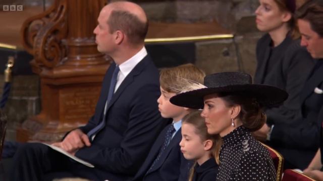 The Sweet Words Kate Said To Charlotte At Philip's Memorial смотреть онлайн