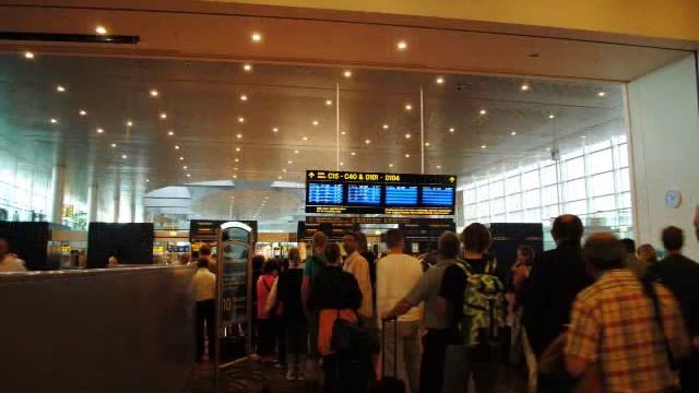 Kastrup Airport in Copenhagen смотреть онлайн