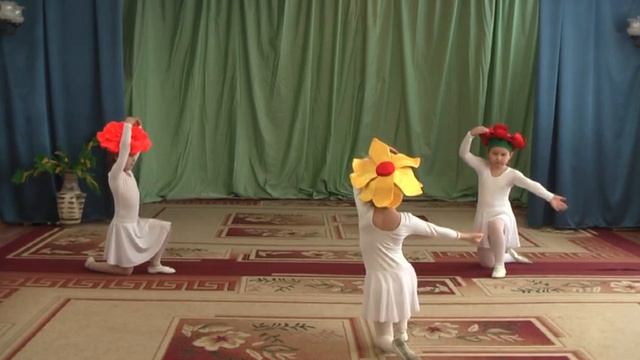 танец- Весенний ветерок смотреть онлайн