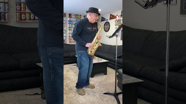 Crazy on Yamaha YAS-62 Purple Logo смотреть онлайн