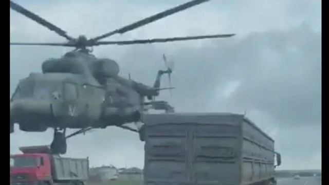 5 минут назад! Это надо Видеть - прямо на дороге смотреть онлайн