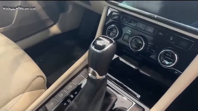 2022 Skoda Superb Laurin Klement 4x4 - Exterior And Interior Details