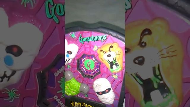 Goosebumps Haunted Headstone Game смотреть онлайн