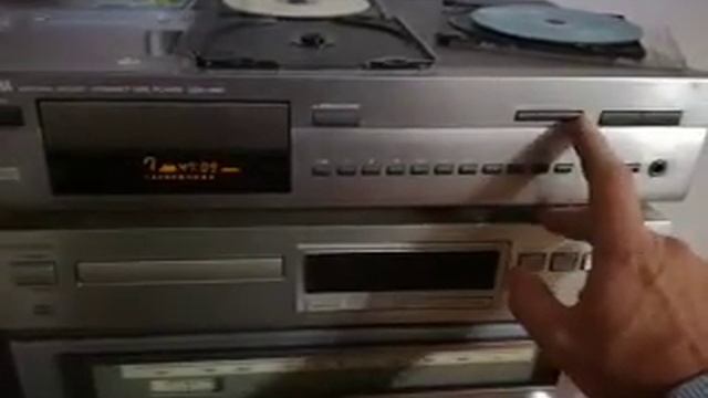 Yamaha CDX-480 смотреть онлайн