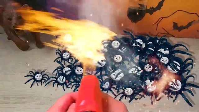 100 Thomas Train Spiders & Siren Head Burger! | Eating Sounds [fictional video] | Kluna Tik Style смотреть онлайн