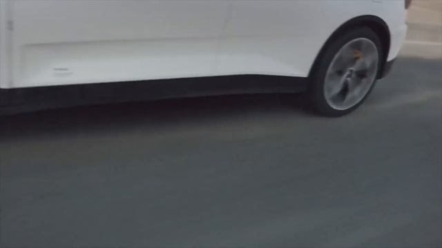 Polestar 2: Is 350 Miles Driving Range Possible? смотреть онлайн