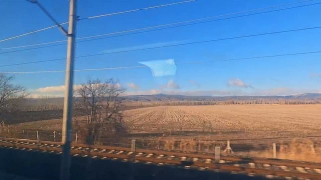 The problem with the WORLD’S CHEAPEST high-speed train! смотреть онлайн