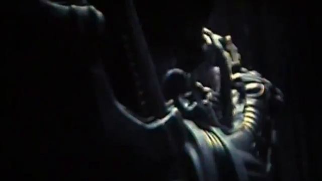 Prometheus Space Jockey suit up смотреть онлайн