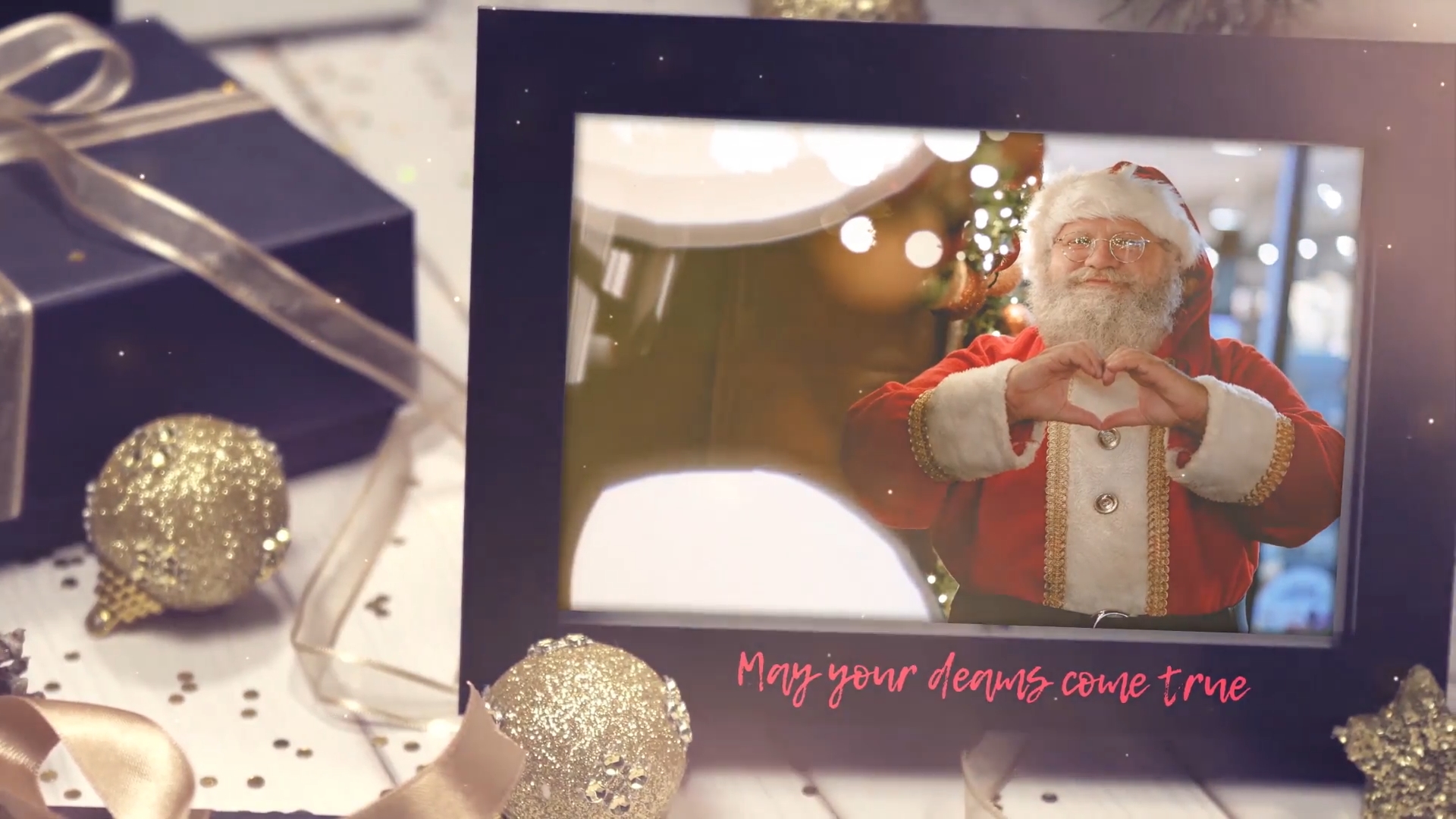 Новогоднее золотое слайд-шоу_Videohive Gold Christmas Slideshow_DIZAYNPROJECT смотреть онлайн