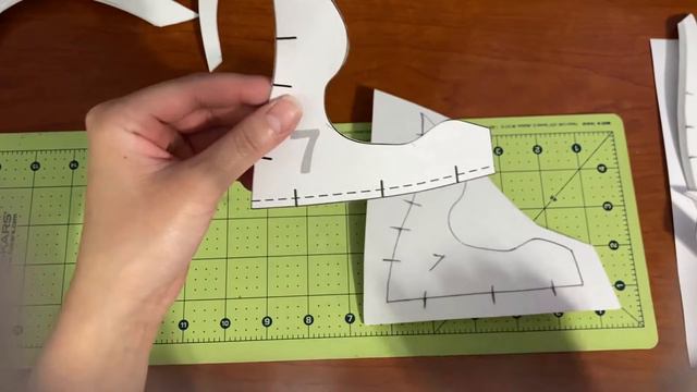 Genshin Impact Cosplay: How To Make Paimon's Boot Cuff out of EVA Foam смотреть онлайн