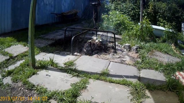 В последнее время мне всё чаще попадаются неадекватные люди. смотреть онлайн