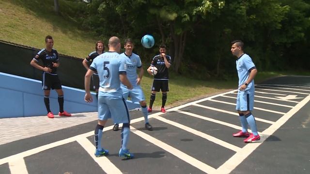 TAXI CHALLENGE | Team Aguero v Team Villa | New York Challenge 4 смотреть онлайн